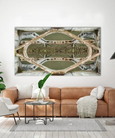 Alternative view of Framed the green waters